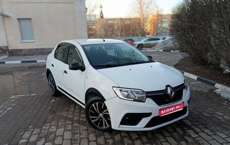 Renault Logan II, 2019 год, 850 000 рублей, 1 фотография