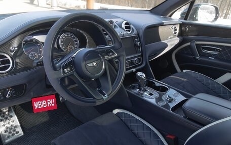 Bentley Bentayga I, 2019 год, 15 998 000 рублей, 12 фотография