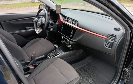 KIA Rio IV, 2021 год, 1 680 000 рублей, 6 фотография