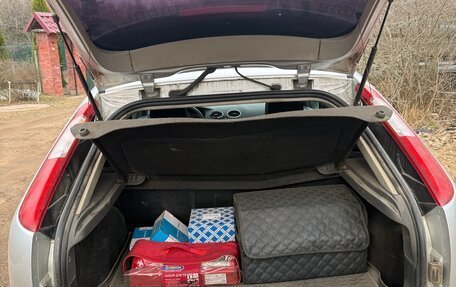 Ford Focus II рестайлинг, 2005 год, 320 000 рублей, 6 фотография