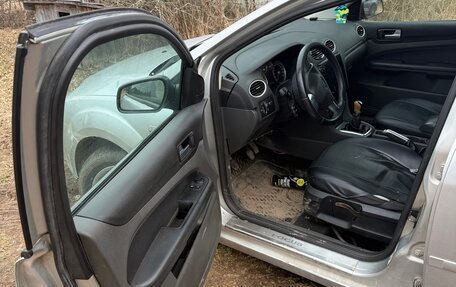 Ford Focus II рестайлинг, 2005 год, 320 000 рублей, 4 фотография