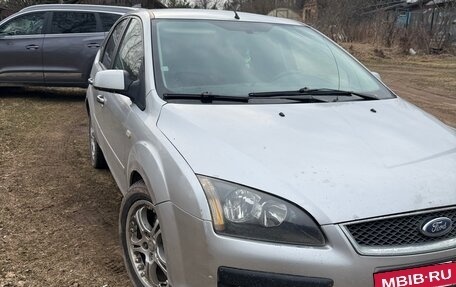 Ford Focus II рестайлинг, 2005 год, 320 000 рублей, 3 фотография