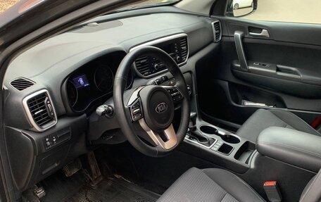 KIA Sportage IV рестайлинг, 2019 год, 1 900 000 рублей, 7 фотография