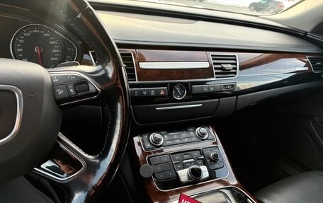 Audi A8, 2012 год, 1 600 000 рублей, 11 фотография