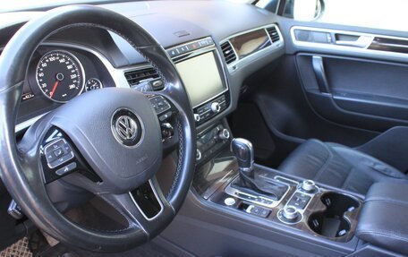 Volkswagen Touareg III, 2016 год, 2 990 000 рублей, 6 фотография