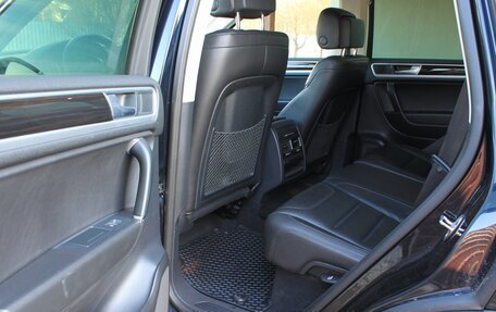 Volkswagen Touareg III, 2016 год, 2 990 000 рублей, 8 фотография