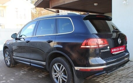 Volkswagen Touareg III, 2016 год, 2 990 000 рублей, 2 фотография