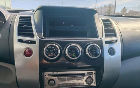 Mitsubishi Pajero Sport II рестайлинг, 2012 год, 1 655 000 рублей, 11 фотография