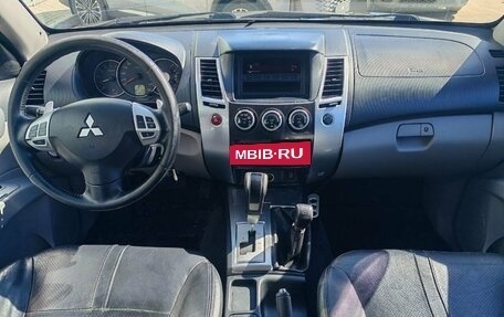 Mitsubishi Pajero Sport II рестайлинг, 2012 год, 1 655 000 рублей, 12 фотография
