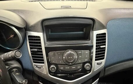 Chevrolet Cruze II, 2011 год, 868 000 рублей, 9 фотография