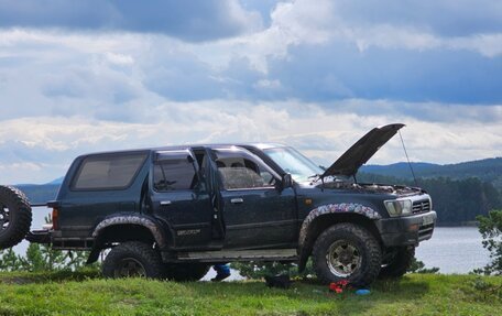 Toyota Hilux Surf III рестайлинг, 1995 год, 800 000 рублей, 2 фотография