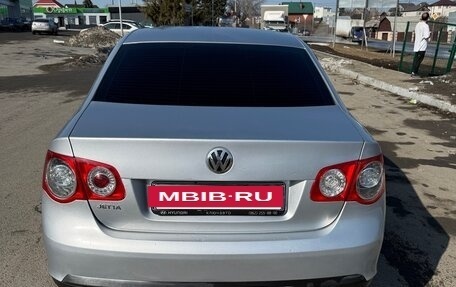 Volkswagen Jetta VI, 2009 год, 550 000 рублей, 4 фотография