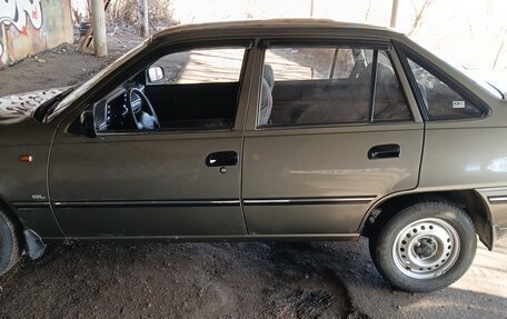 Daewoo Nexia I рестайлинг, 2004 год, 150 000 рублей, 2 фотография