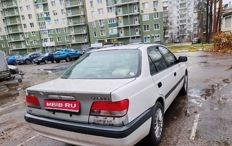 Toyota Carina, 1993 год, 330 000 рублей, 1 фотография