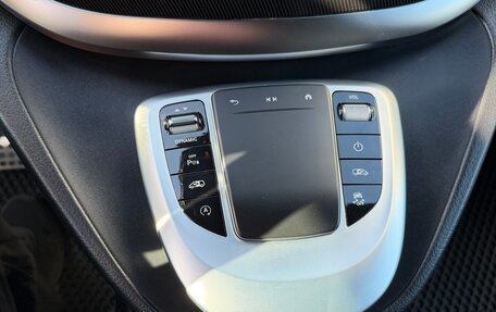 Mercedes-Benz V-Класс, 2020 год, 5 700 000 рублей, 18 фотография