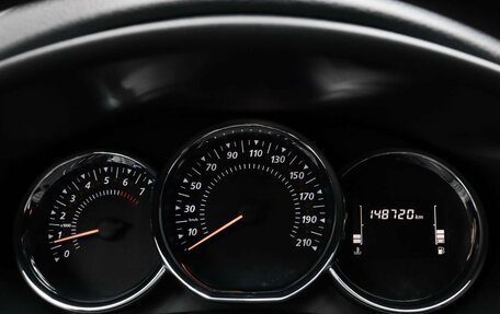 Renault Logan II, 2019 год, 1 099 000 рублей, 11 фотография