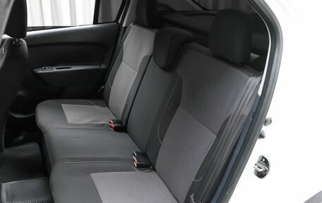 Renault Logan II, 2019 год, 1 099 000 рублей, 10 фотография