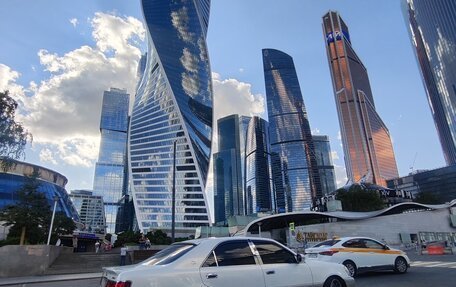 Toyota Crown, 2003 год, 1 300 000 рублей, 16 фотография