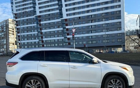 Toyota Highlander III, 2014 год, 2 700 000 рублей, 24 фотография