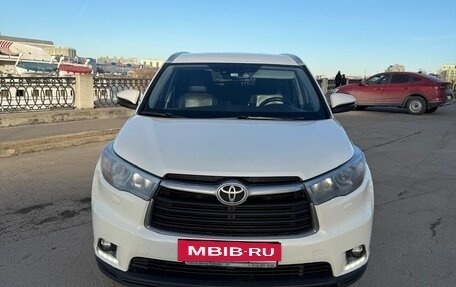 Toyota Highlander III, 2014 год, 2 700 000 рублей, 26 фотография