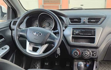 KIA Rio III рестайлинг, 2015 год, 780 000 рублей, 12 фотография