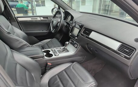 Volkswagen Touareg III, 2012 год, 1 820 000 рублей, 13 фотография