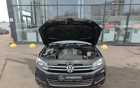 Volkswagen Touareg III, 2012 год, 1 820 000 рублей, 11 фотография