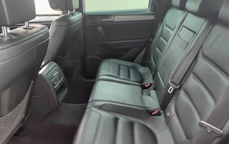 Volkswagen Touareg III, 2012 год, 1 820 000 рублей, 15 фотография
