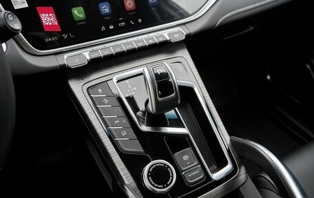 Geely Atlas, 2024 год, 2 398 000 рублей, 10 фотография