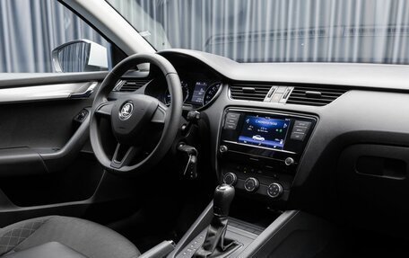 Skoda Octavia, 2017 год, 1 649 000 рублей, 11 фотография
