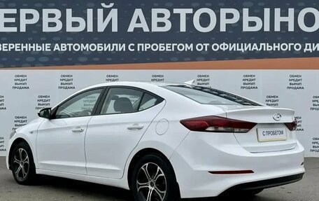 Hyundai Elantra VI рестайлинг, 2018 год, 1 150 000 рублей, 7 фотография