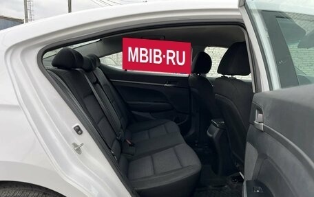 Hyundai Elantra VI рестайлинг, 2018 год, 1 150 000 рублей, 13 фотография