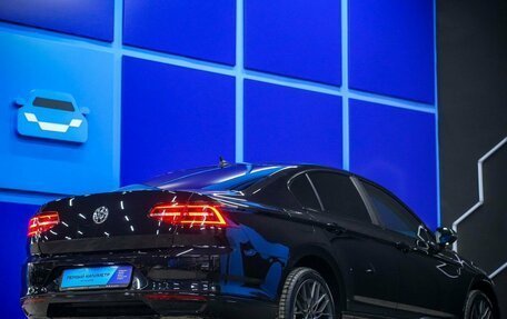 Volkswagen Passat B8 рестайлинг, 2019 год, 2 305 000 рублей, 6 фотография