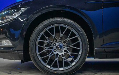 Volkswagen Passat B8 рестайлинг, 2019 год, 2 305 000 рублей, 10 фотография