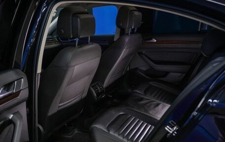 Volkswagen Passat B8 рестайлинг, 2019 год, 2 305 000 рублей, 14 фотография