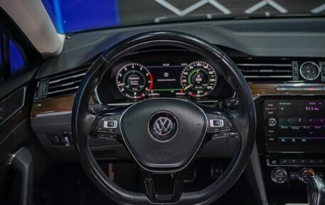 Volkswagen Passat B8 рестайлинг, 2019 год, 2 305 000 рублей, 33 фотография