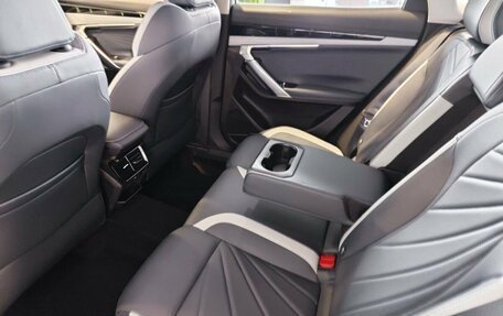 Geely Atlas, 2025 год, 3 970 990 рублей, 16 фотография