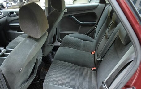 Ford Focus II рестайлинг, 2005 год, 290 000 рублей, 18 фотография