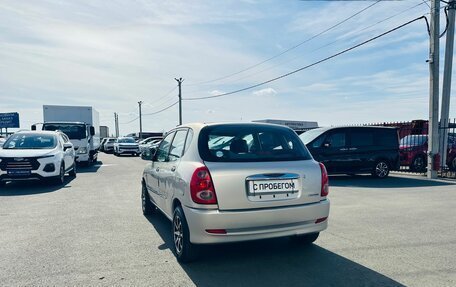 Daihatsu Storia, 2003 год, 249 999 рублей, 4 фотография