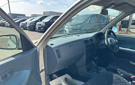 Daihatsu Storia, 2003 год, 249 999 рублей, 12 фотография