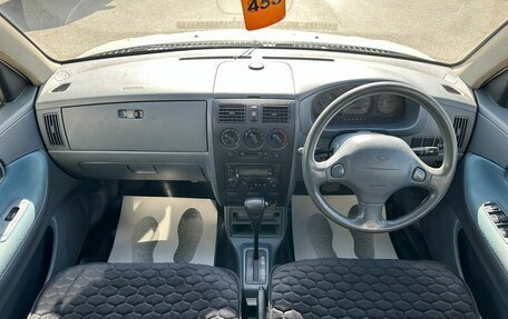 Daihatsu Storia, 2003 год, 249 999 рублей, 16 фотография