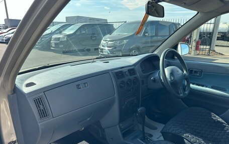 Daihatsu Storia, 2003 год, 249 999 рублей, 13 фотография