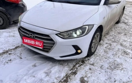 Hyundai Elantra VI рестайлинг, 2018 год, 1 200 000 рублей, 2 фотография