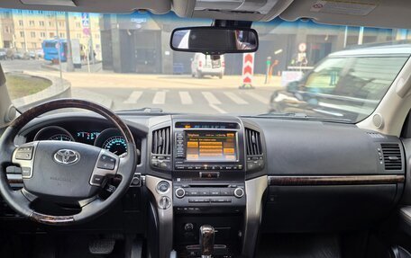 Toyota Land Cruiser 200, 2011 год, 2 700 000 рублей, 11 фотография