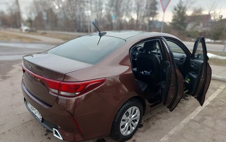 KIA Rio IV, 2021 год, 1 630 000 рублей, 3 фотография