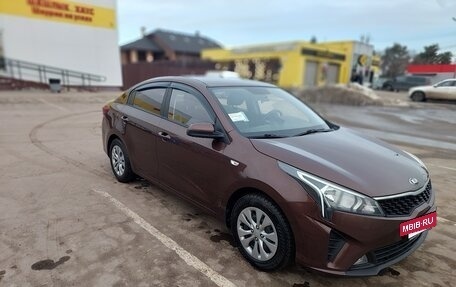 KIA Rio IV, 2021 год, 1 630 000 рублей, 4 фотография