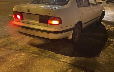 Toyota Corona IX (T190), 1994 год, 180 000 рублей, 2 фотография