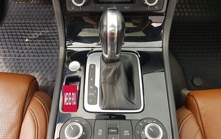 Volkswagen Touareg III, 2013 год, 2 350 000 рублей, 6 фотография