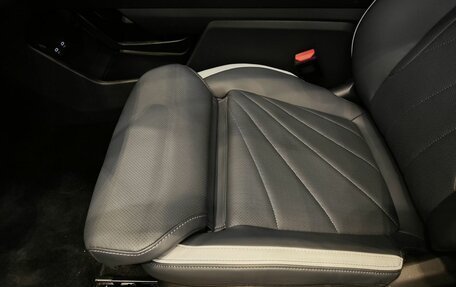 Geely Atlas, 2025 год, 4 080 990 рублей, 13 фотография