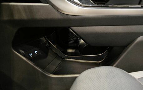 Geely Atlas, 2025 год, 4 080 990 рублей, 12 фотография